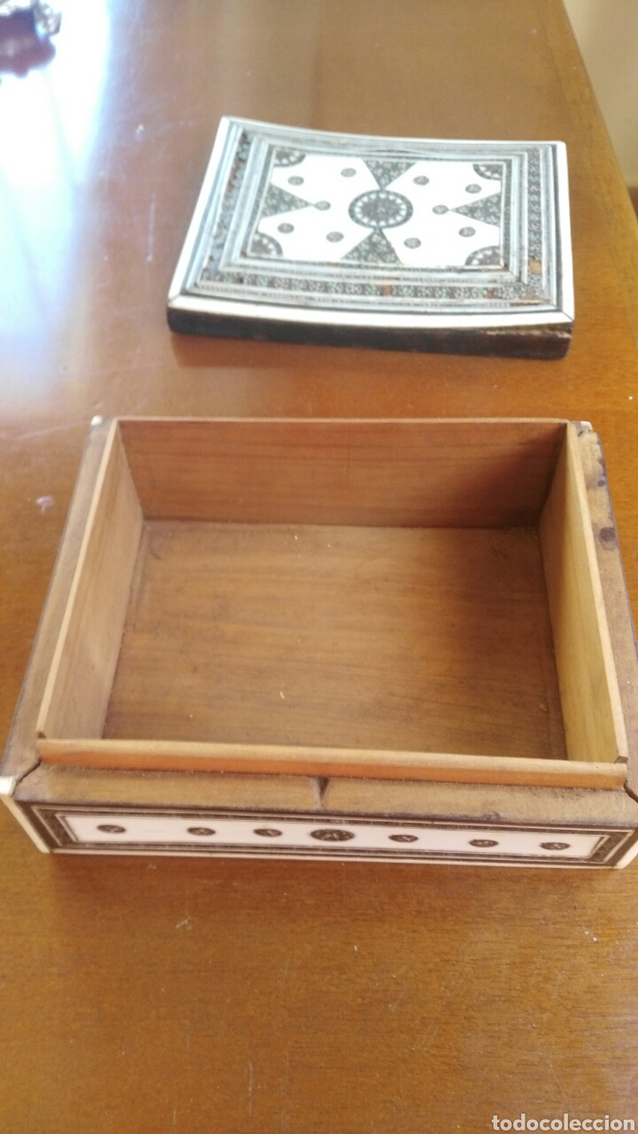 Antig&uuml;edades: Caja de marfil granaina - Foto 3