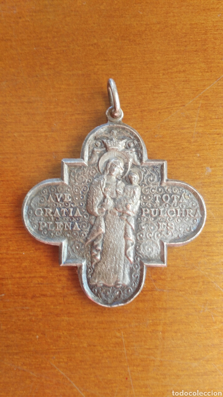 Antig&uuml;edades: Medalla de la Virgen del Carmen - Foto 1