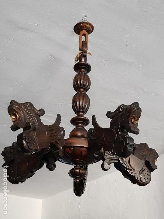 Antig&uuml;edades: LAMPARA TALLADA DE MADERA - Foto 3