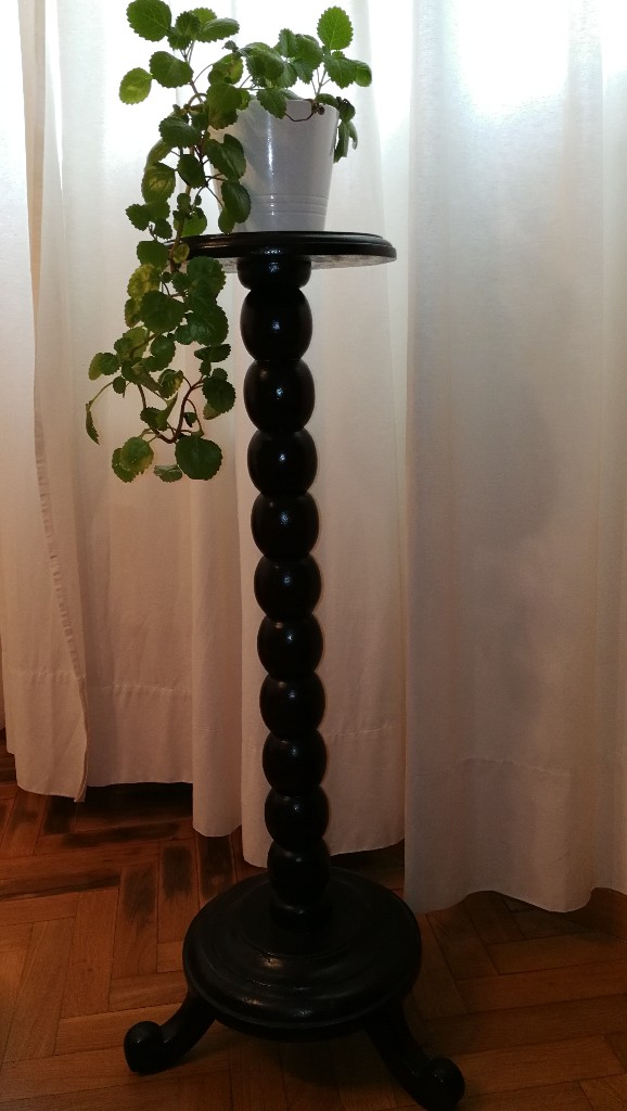 Antig&uuml;edades: Columna de madera - Foto 1