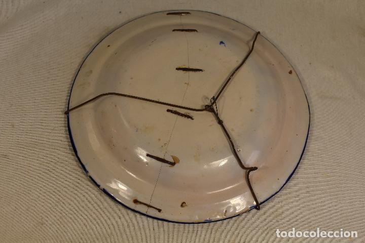 Antig&uuml;edades: plato antiguo de manises la&ntilde;ado - Foto 3