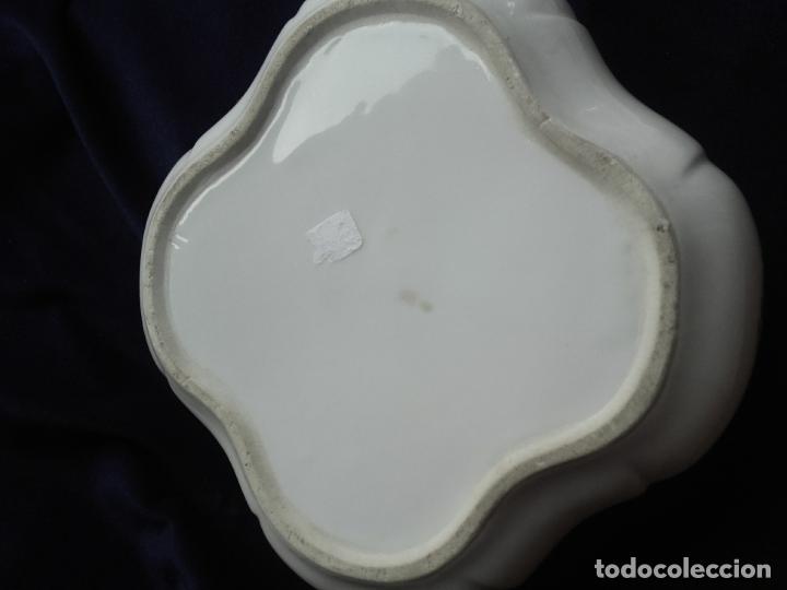 Antig&uuml;edades: Caja porcelana pintada - Foto 7