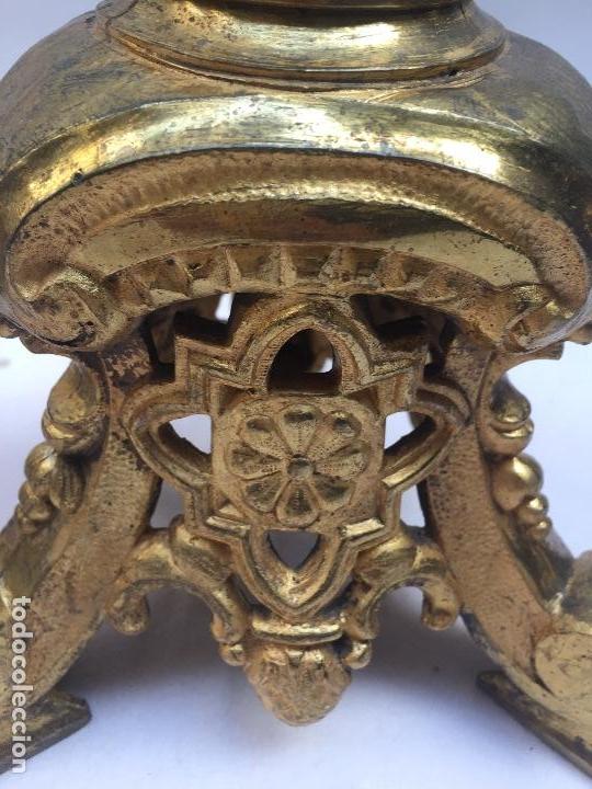 Antig&uuml;edades: CANDELABROS  ECLESIASTICOS BRONCE DORADO, FINALES XIX - Foto 4