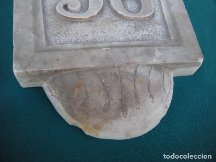 Antig&uuml;edades: ANTIGUO N&Uacute;MERO 56 TALLADO EN MARMOL - Foto 2