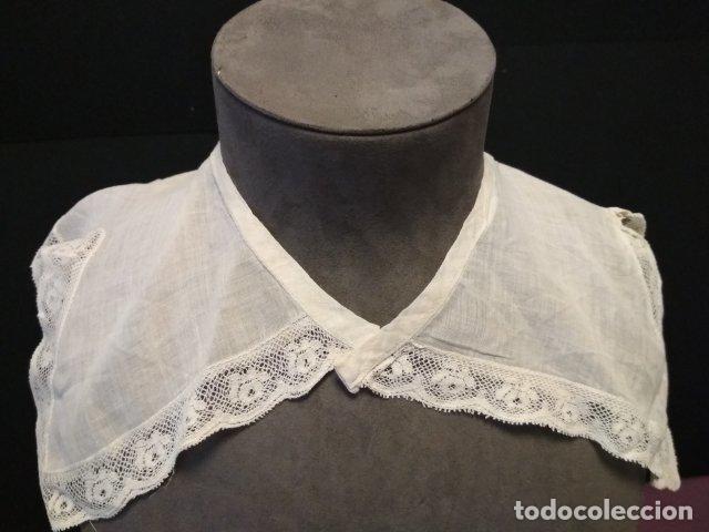 Antig&uuml;edades: ANTIGUO CUELLO DE HILO CON ENCAJE - Foto 1