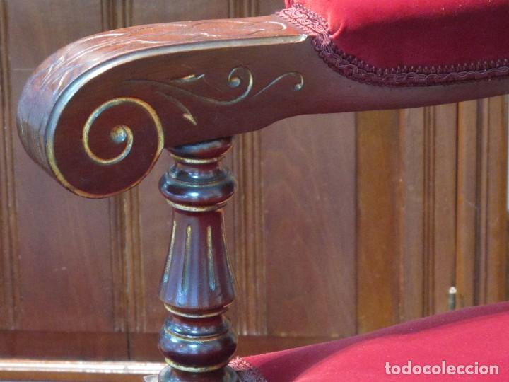 Antig&uuml;edades: IMPECABLE CONJUNTO CAOBA DOS SILLONES Y UN SOF&Aacute; - Foto 14