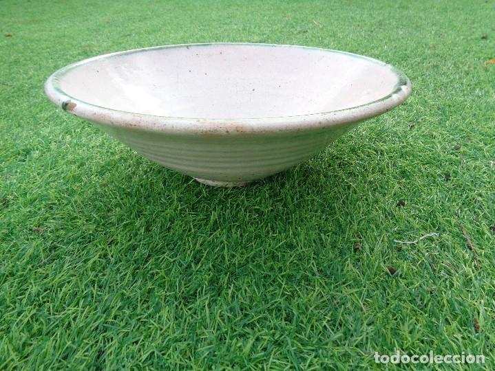 Antig&uuml;edades: antiguo llebrillo o plato hondo de ceramica