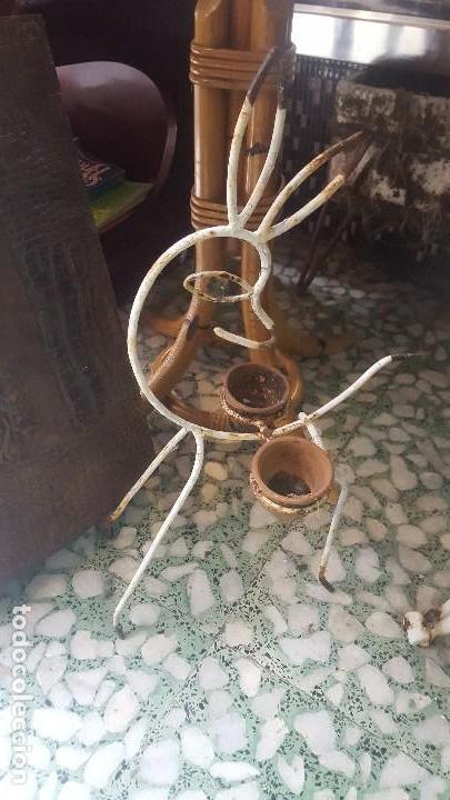 Antig&uuml;edades: Macetero de hierro - Foto 2