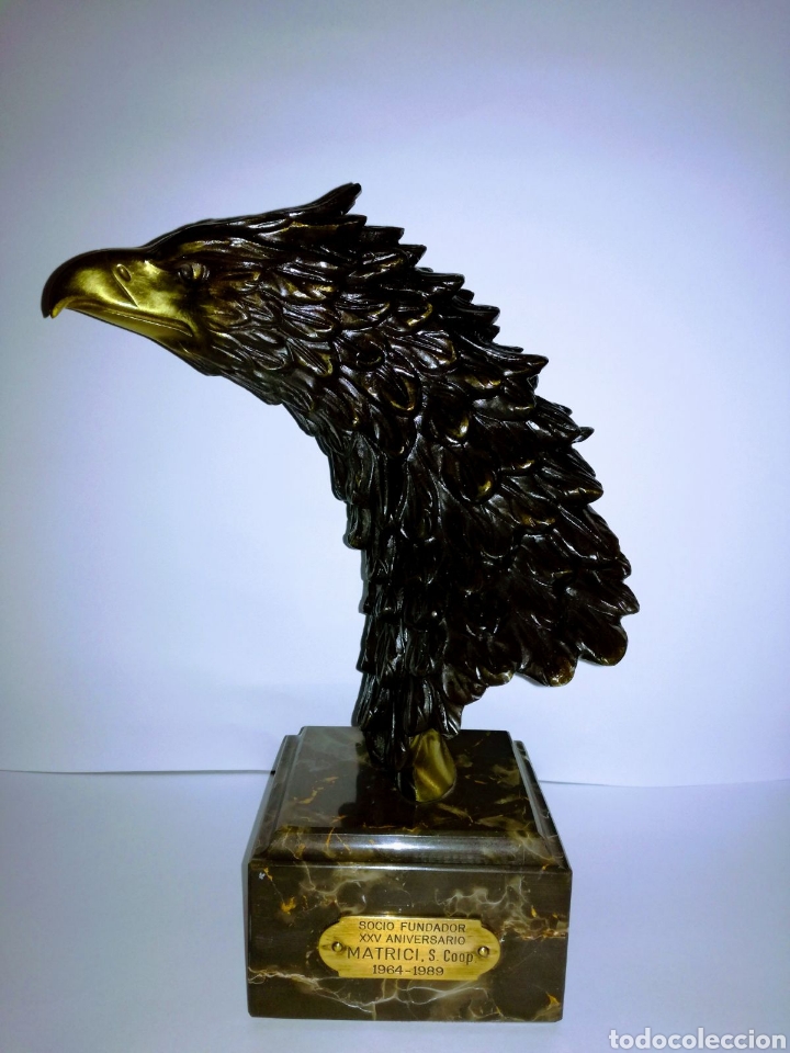 Antig&uuml;edades: Aguila de bronce SOHER. - Foto 1