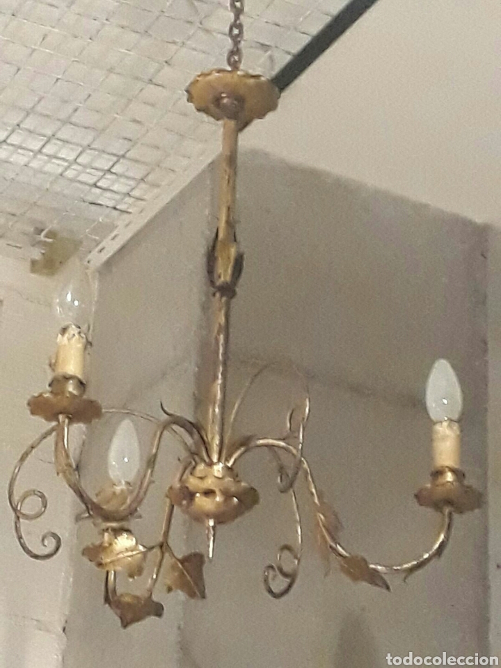 Antig&uuml;edades: Lampara hojas dorada - Foto 2