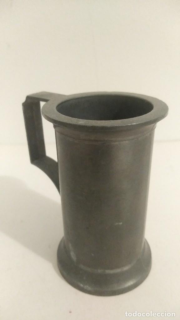Antig&uuml;edades: jarra de metal medidor - Foto 1