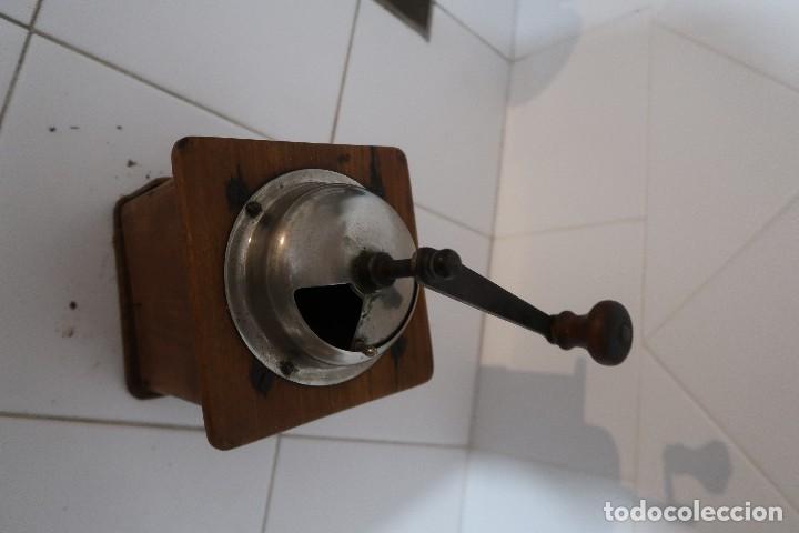 Antig&uuml;edades: Magn&iacute;fico molinillo antiguo de la marca DEBS - Foto 3