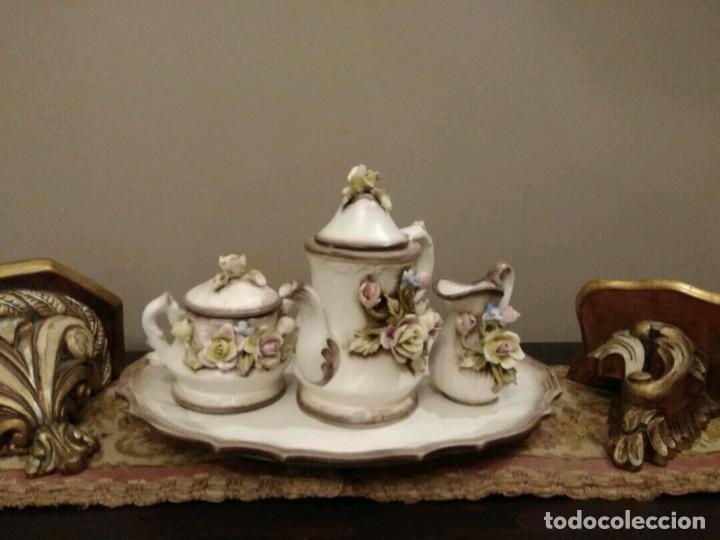 Antig&uuml;edades: JUEGO DE CAF&Eacute; ESTILO CAPODIMONTE CON BANDEJA. - Foto 2
