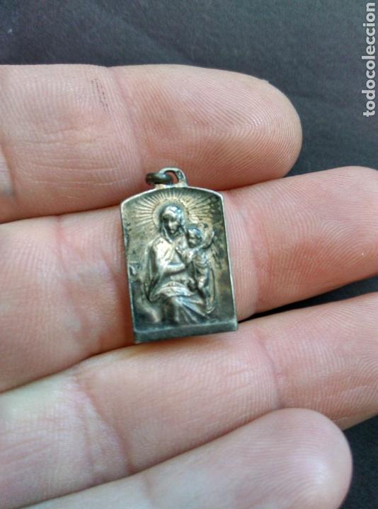 Antig&uuml;edades: Antigua medalla religiosa - Foto 2