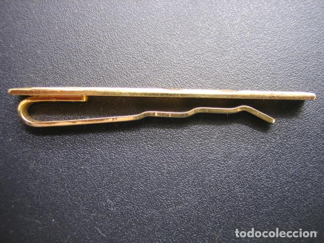 Antig&uuml;edades: Pasador de corbatas chapado - Foto 3
