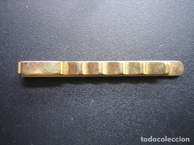 Antig&uuml;edades: Pasador de corbatas chapado - Foto 1