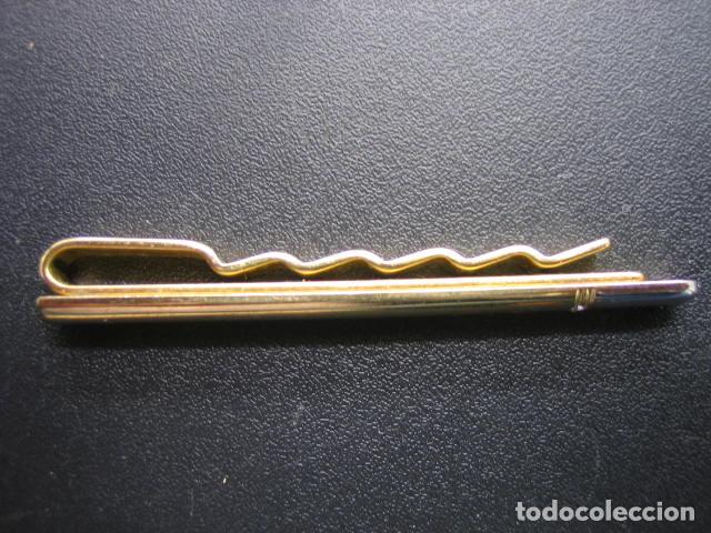 Antig&uuml;edades: Pasador de corbatas chapado - Foto 2