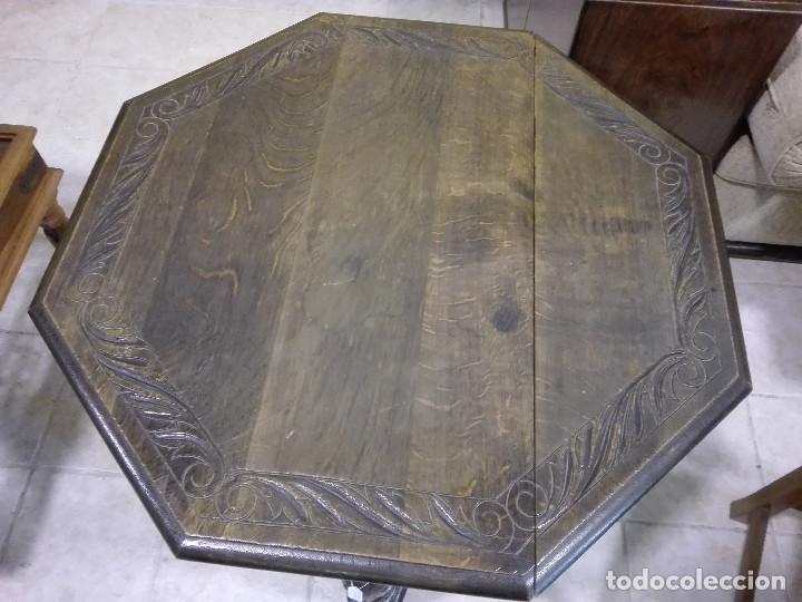 Antig&uuml;edades: MESA DE ROBLE, CERCA DE 1930, SOBRE OCTOGONAL - Foto 1