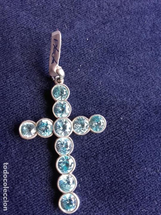 Antig&uuml;edades: Cruz de plata - Foto 2