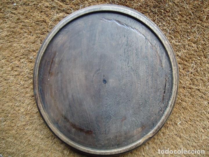Antig&uuml;edades: CURIOSO EN MADERA RELIEVE PAZO DEL CAUDILLO 18 cm. - Foto 4