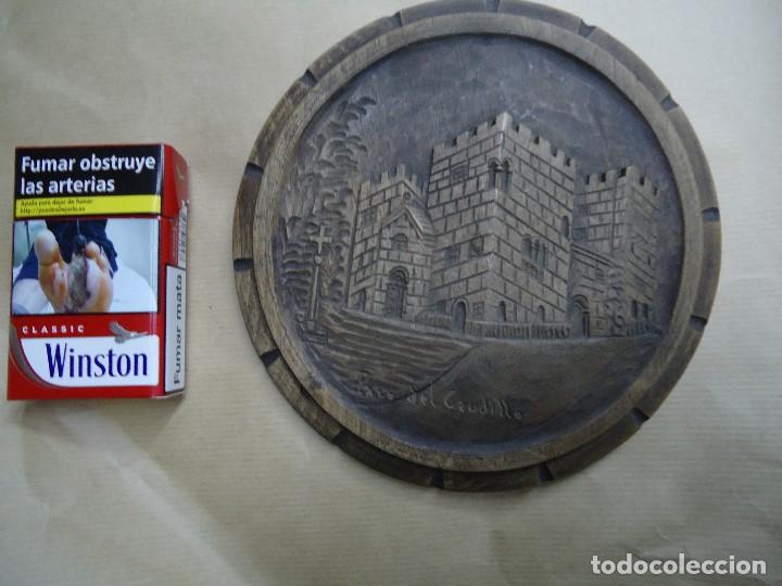 Antig&uuml;edades: CURIOSO EN MADERA RELIEVE PAZO DEL CAUDILLO 18 cm. - Foto 5