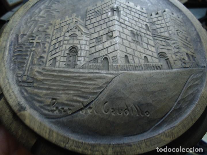 Antig&uuml;edades: CURIOSO EN MADERA RELIEVE PAZO DEL CAUDILLO 18 cm. - Foto 6