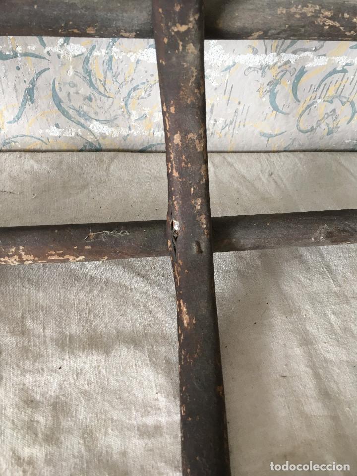 Antig&uuml;edades: PERCHA TONET CON 5 BRAZOS PARA RESTAURAR - Foto 3