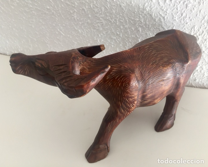 Antiguidades: Buey tallado en madera de teka filipina 22 cm.
