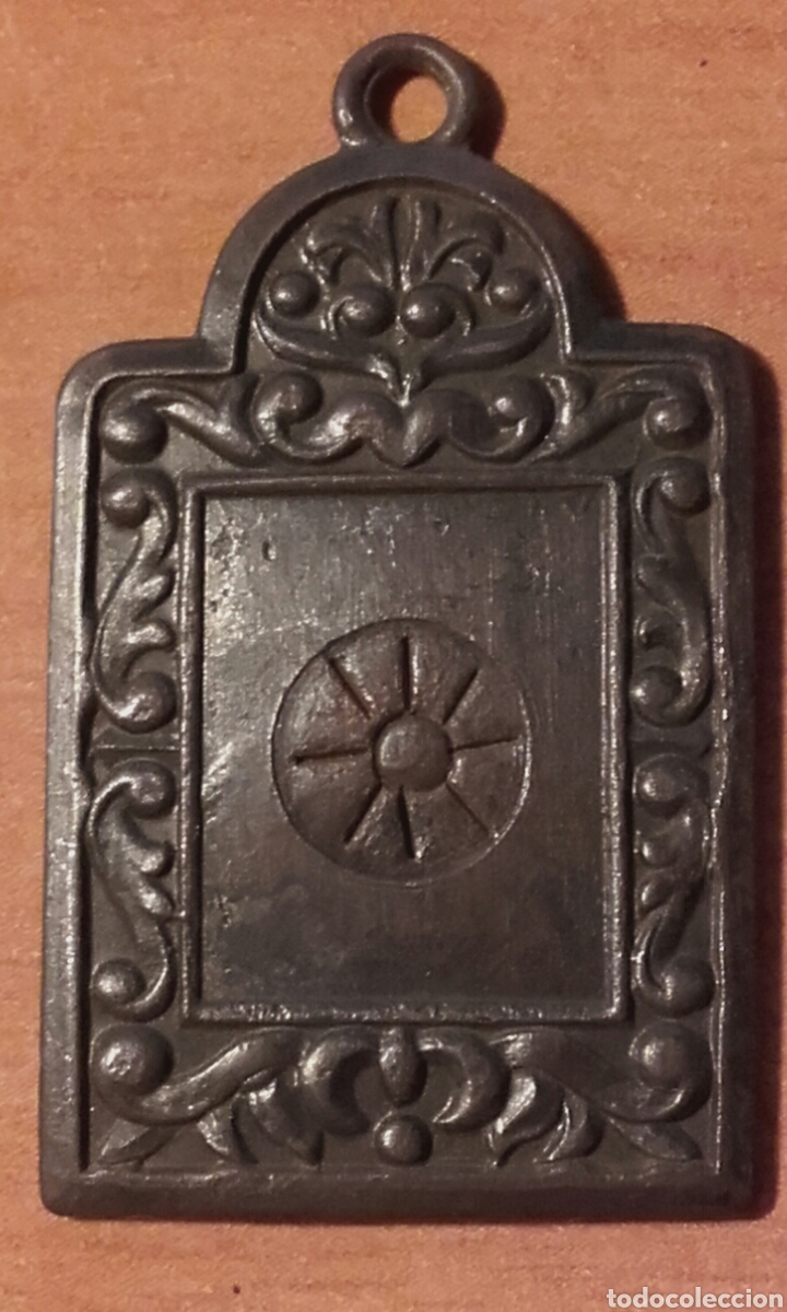Antig&uuml;edades: MON 1436 - MEDALLA CON ROSETON - MEDALLA RECTANGULAR CON ROLEOS VEGETALES - Foto 2