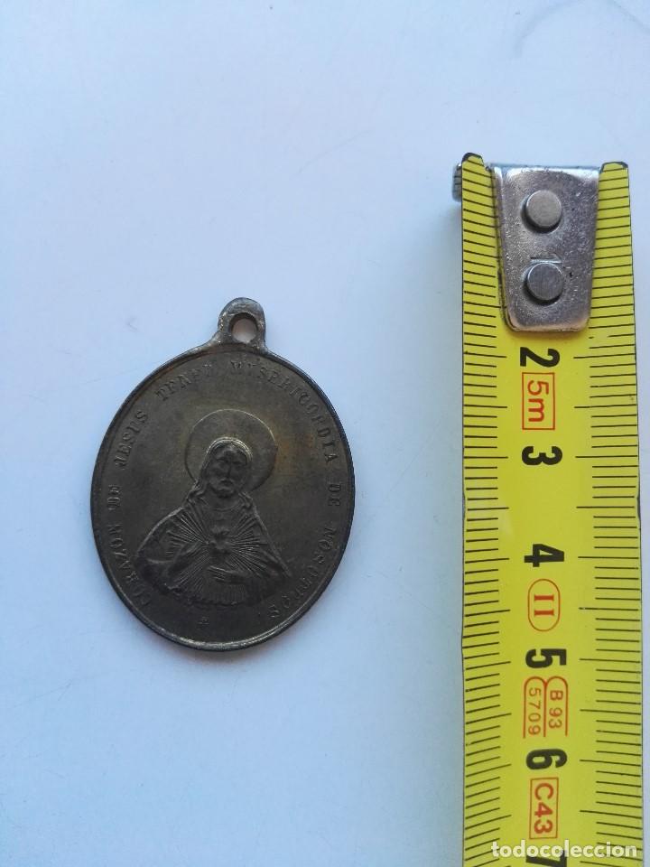 Antig&uuml;edades: Medalla coraz&oacute;n de jesus y corazon de maria - Foto 1