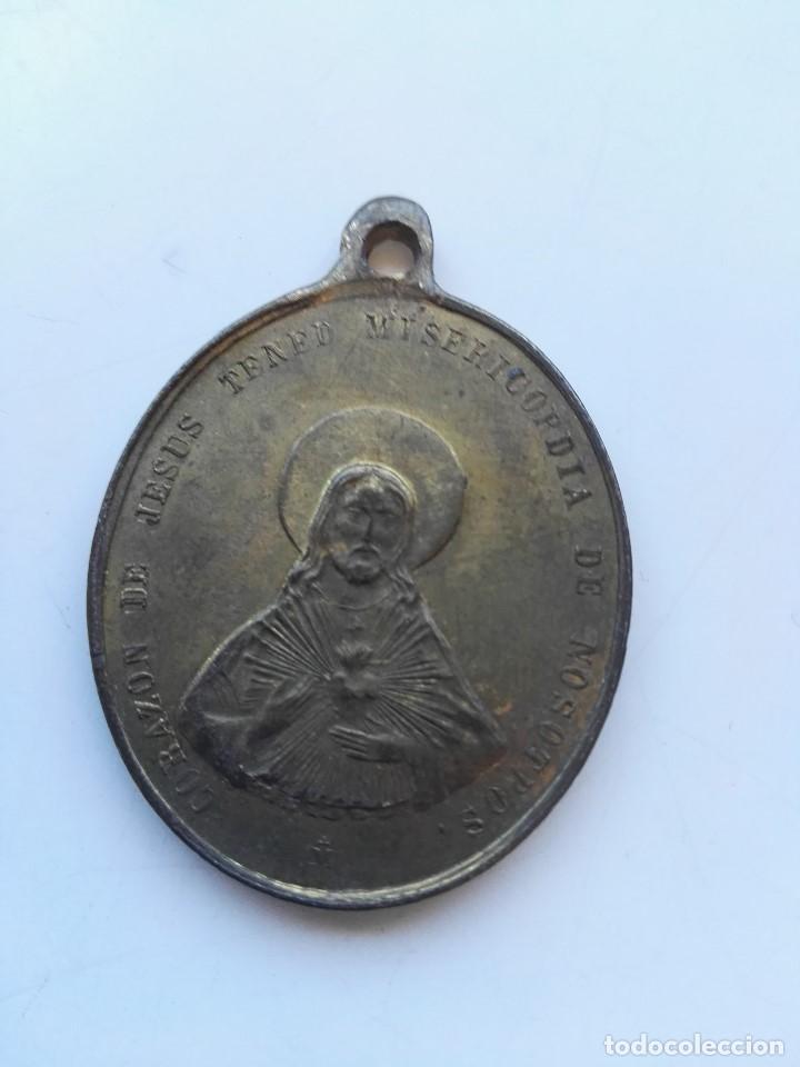 Antig&uuml;edades: Medalla coraz&oacute;n de jesus y corazon de maria - Foto 2