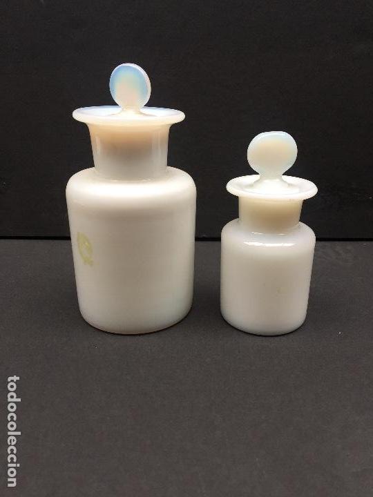 Antiquit&eacute;s: PAREJA DE FRASCOS TOCADOR , OPALINA , 1940,