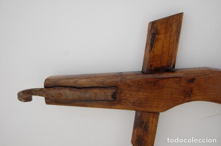 Antig&uuml;edades: Horcate o yugo, apero de labranza - Foto 4