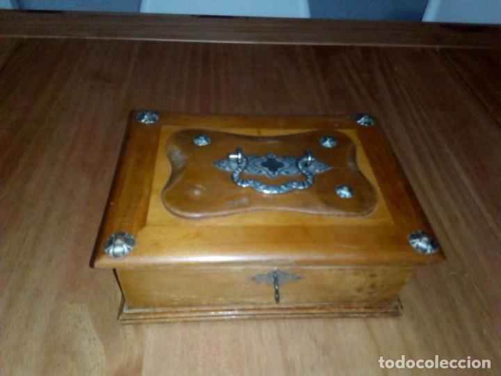 Antig&uuml;edades: Preciosa caja antigua - Foto 1