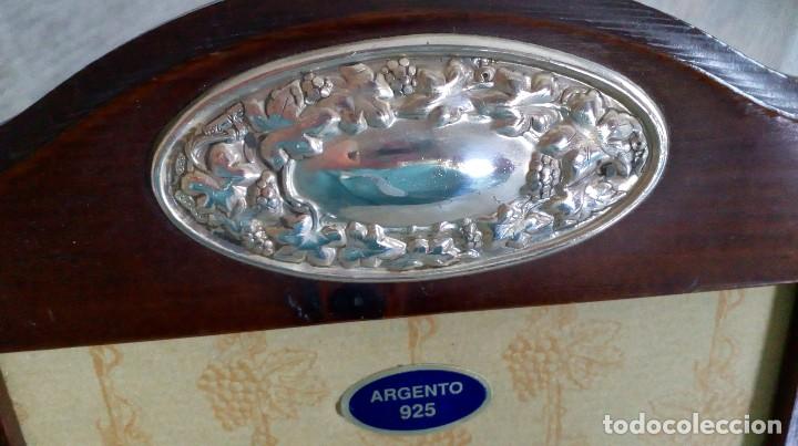 Antig&uuml;edades: Marco de plata y madera - Foto 4