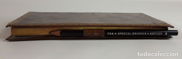 Antig&uuml;edades: CAJA DE TABACO CON LIBRETA. MADERA Y PIEL. CIRCA 1940. - Foto 7