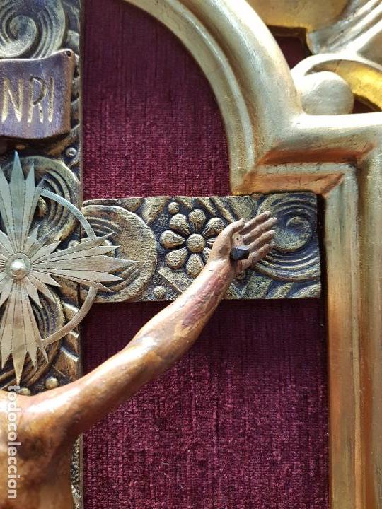 Antig&uuml;edades: RETABLO CORNUCOPIA CON CRUCIFICADO EN TALLA DE MADERA - Foto 6