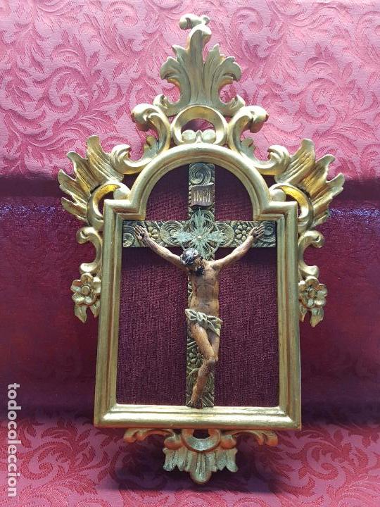Antig&uuml;edades: RETABLO CORNUCOPIA CON CRUCIFICADO EN TALLA DE MADERA - Foto 14