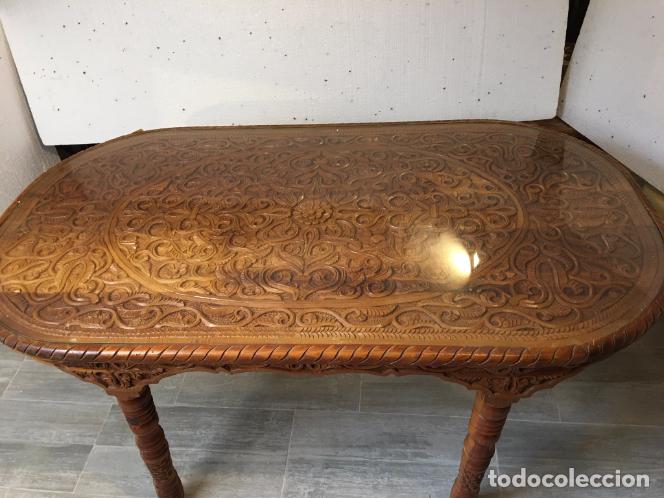 Antig&uuml;edades: MESA DE ABEDUL TALLADA ESTILO MUDEJAR - Foto 5