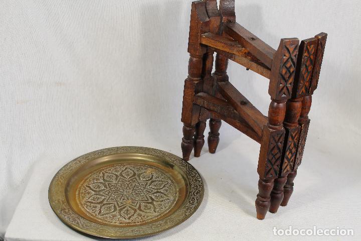 Antig&uuml;edades: mesa plegable de t&eacute; arabe - Foto 7