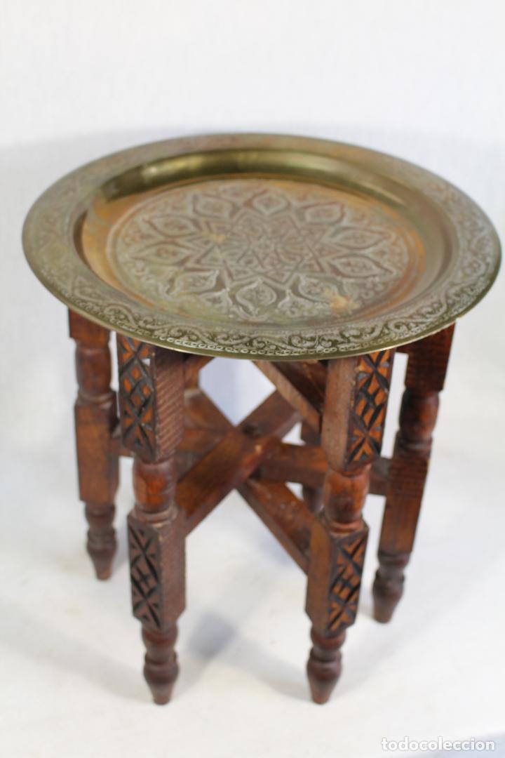 Antig&uuml;edades: mesa plegable de t&eacute; arabe - Foto 8