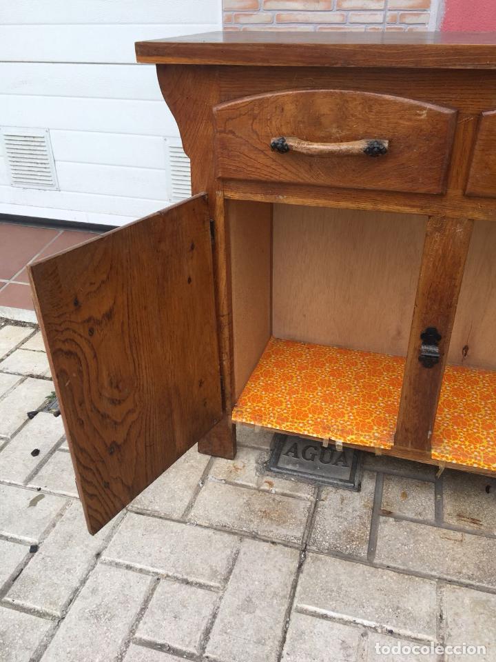Antig&uuml;edades: APARADOR ANTIGUO DE MADERA - Foto 3