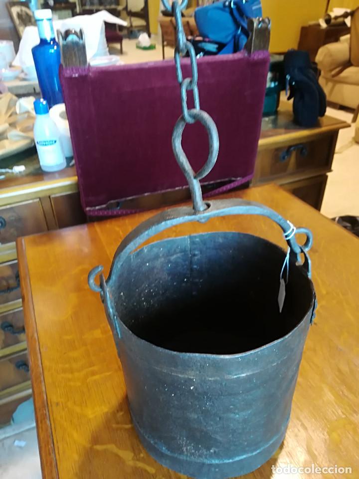 Antig&uuml;edades: CALDERO DE HIERRO DE ORIGEN INDIO - Foto 2
