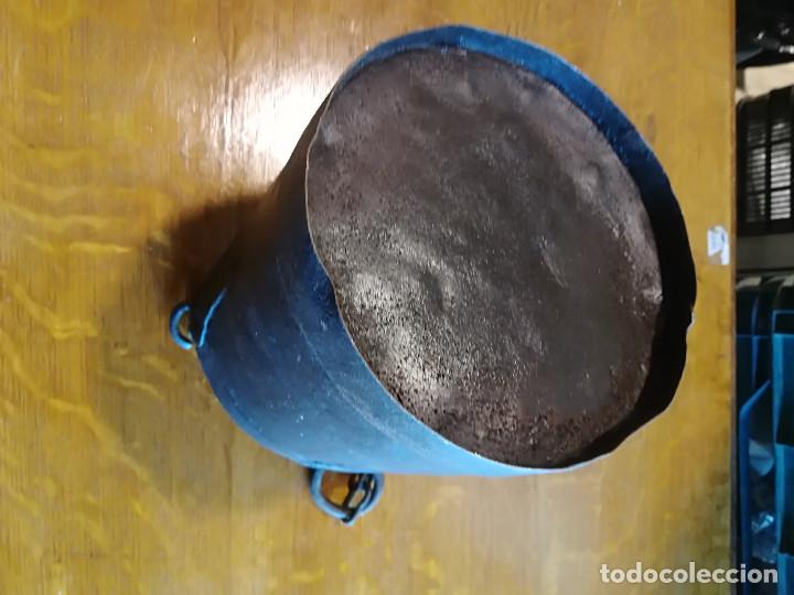 Antig&uuml;edades: CALDERO DE HIERRO DE ORIGEN INDIO - Foto 3