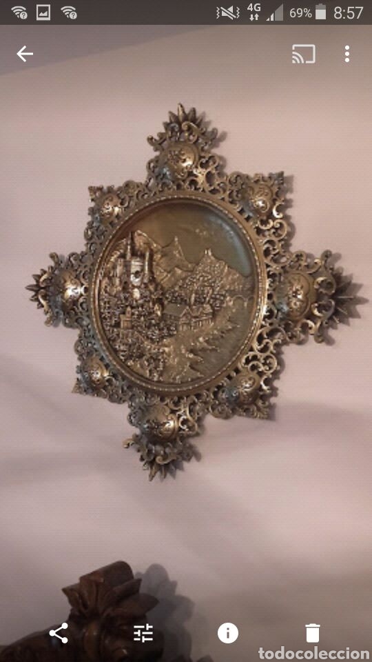 Antig&uuml;edades: Cuadro en relieve de bronce. - Foto 1