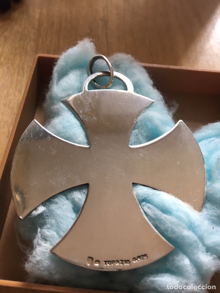 Antig&uuml;edades: Cruz Pectoral de plata - Foto 2