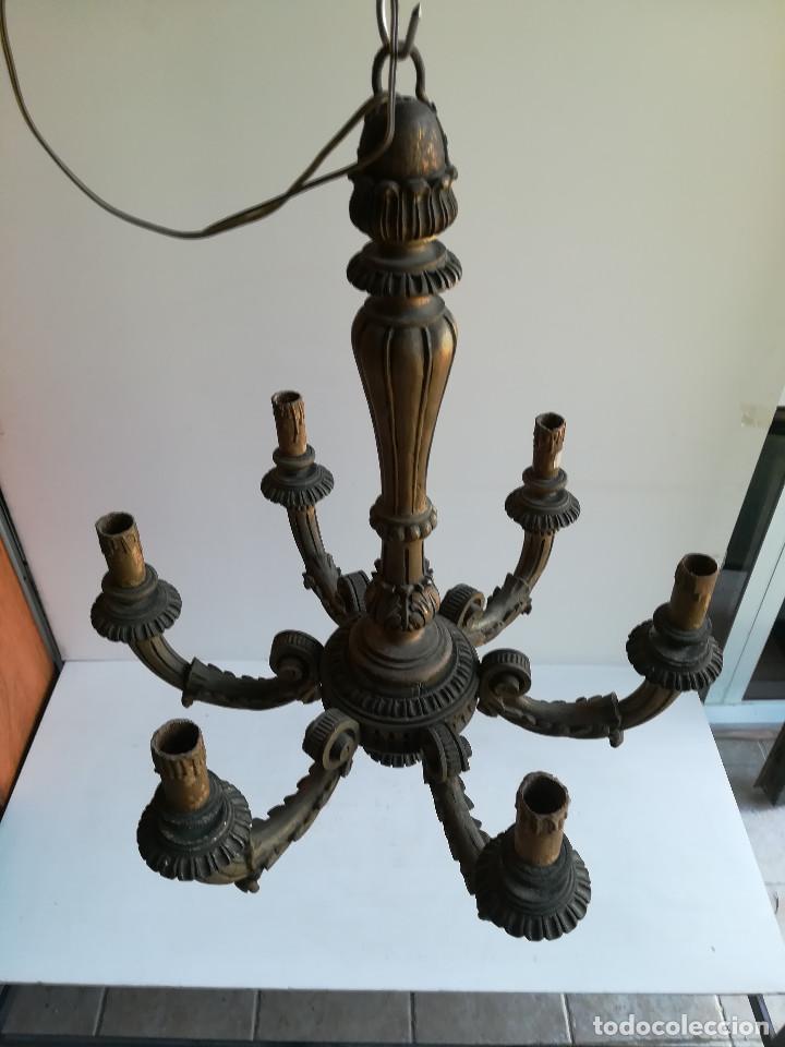 Antig&uuml;edades: LAMPARA DE MADERA SOBREDORADA, SEIS LUCES - Foto 5