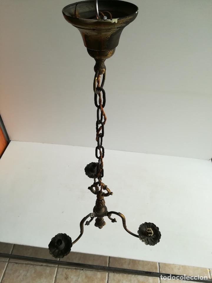 Antig&uuml;edades: LAMPARA DE TECHO DE BRONCE PARA TRES LUCES - Foto 1