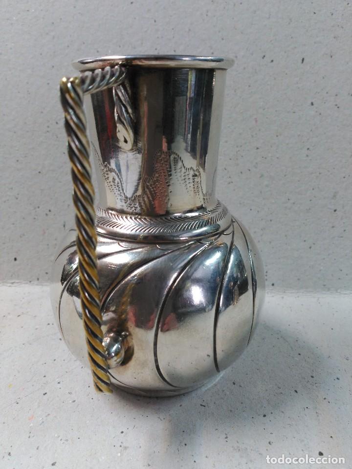 Antig&uuml;edades: JARRA EN METAL PLATEADO - Foto 3