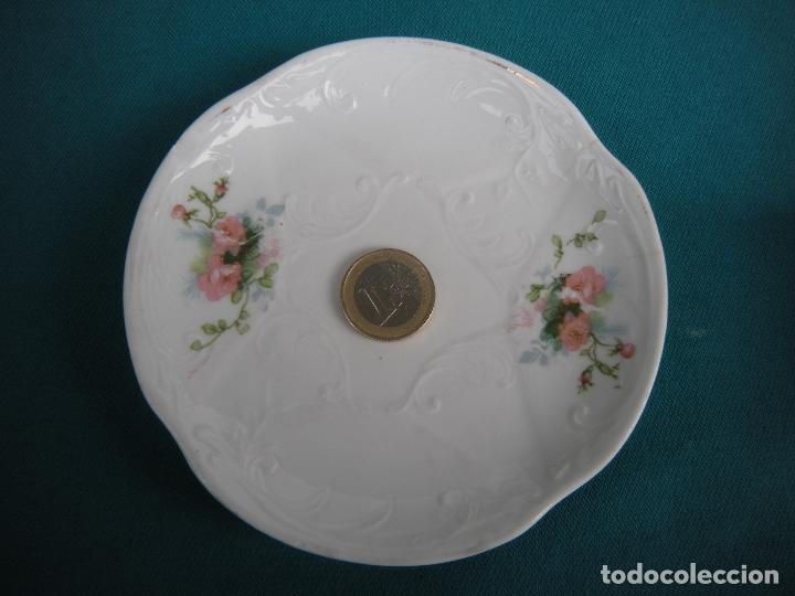 Antig&uuml;edades: TAZA DE CAF&Eacute; MODERN&Iacute;STA - Foto 3